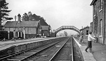 https://upload.wikimedia.org/wikipedia/commons/thumb/5/54/Battersby_Station_1772365_e3a08028.jpg/220px-Battersby_Station_1772365_e3a08028.jpg