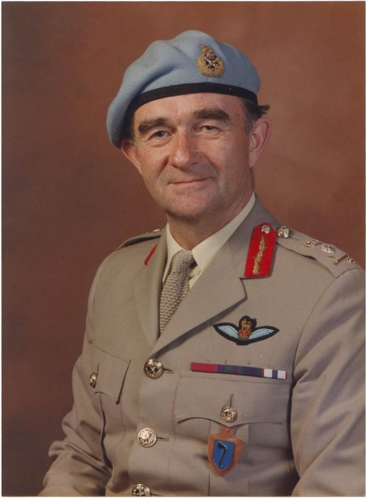 A person in a military uniform

Description automatically generated