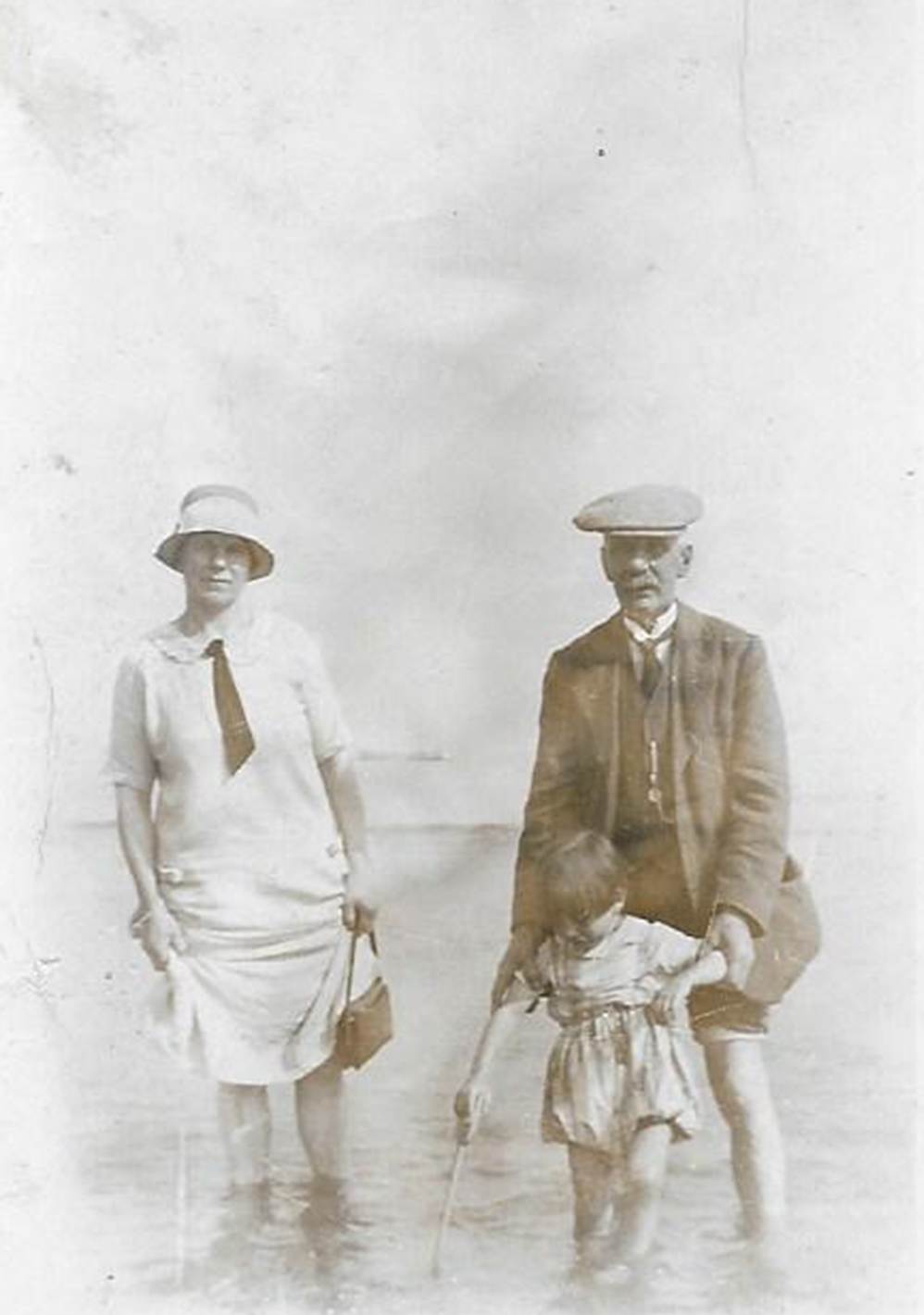 A vintage photo of a person
Description automatically generated