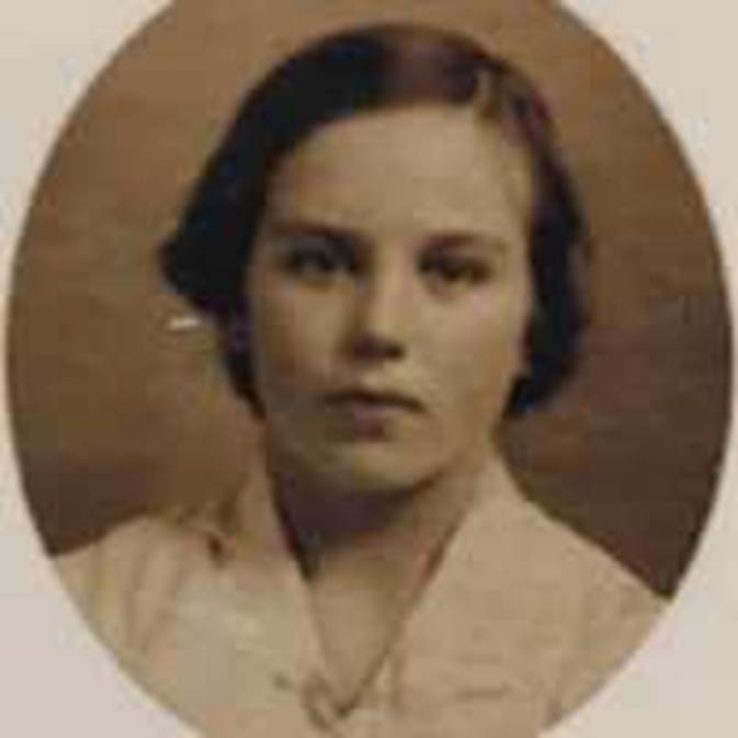 A close-up of a person
AI-generated content may be incorrect.
