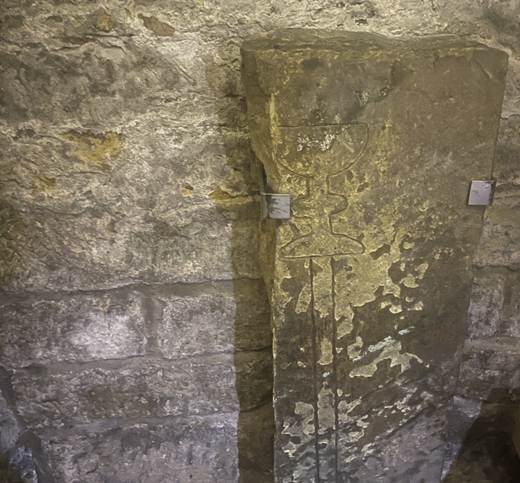 A computer screen shot of a stone wall
Description automatically generated