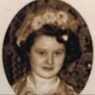 A close-up of a person
Description automatically generated